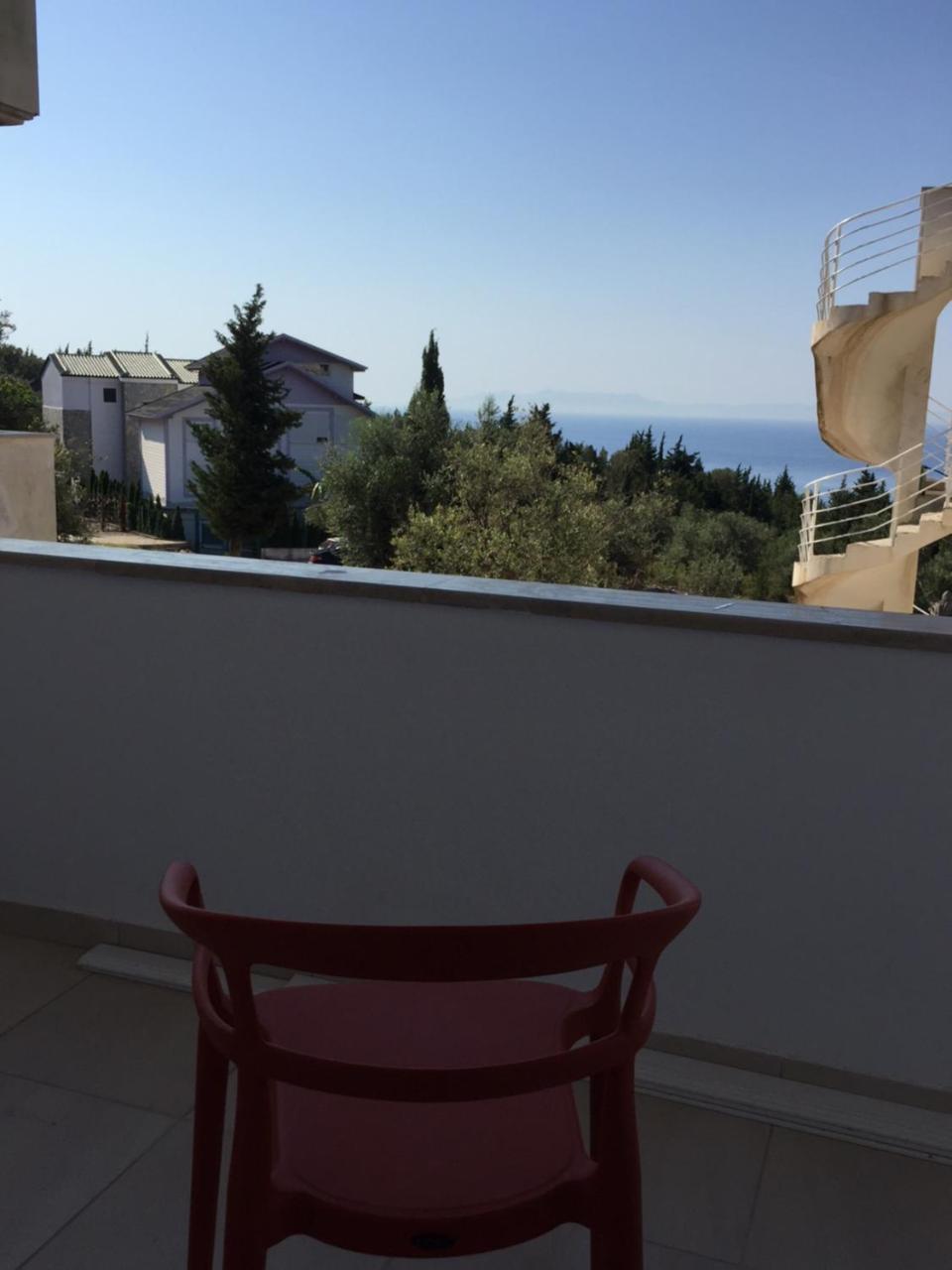 Drimades Blue Rooms Dhermi Exterior photo
